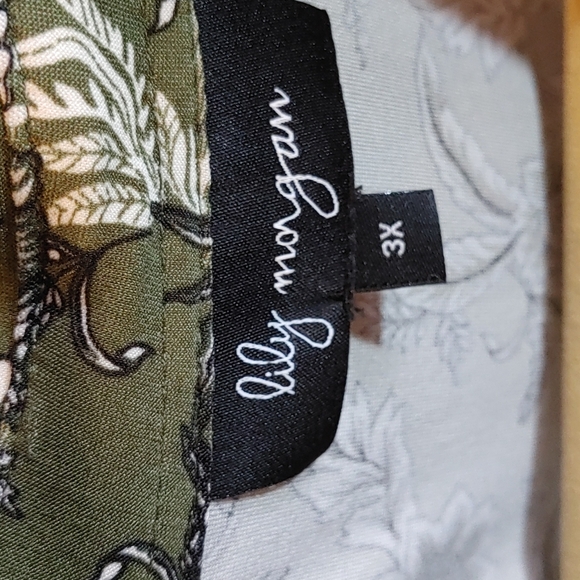 Lily Morgan Green Floral Sleeveless Blouse - Picture 3 of 7